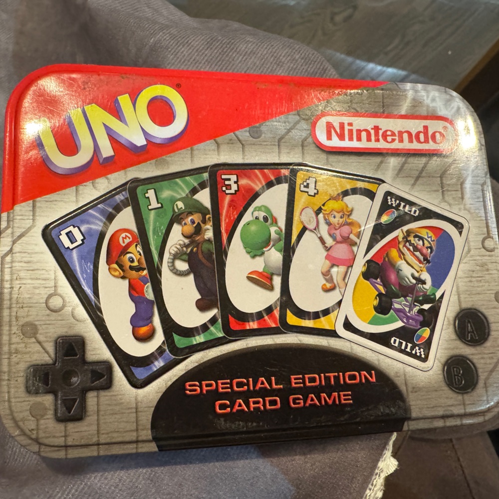 Nintendo MARIO  UNO Special‎ Edition Tin 2004 - special edition